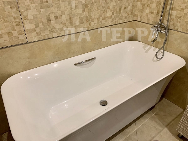 Снять 1-к квартиру, 57 кв.м., Заречье рп, Медовая ул, 4 (№73832)