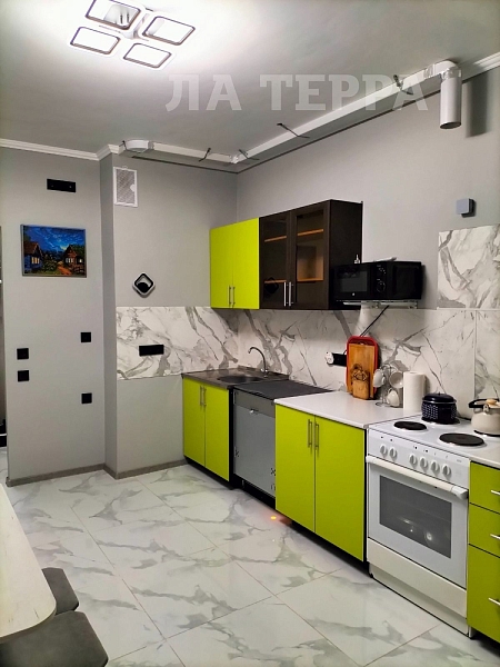 Снять 2-к квартиру, 54 кв.м., Мисайлово, Литературный б-р, 2 (№74469)