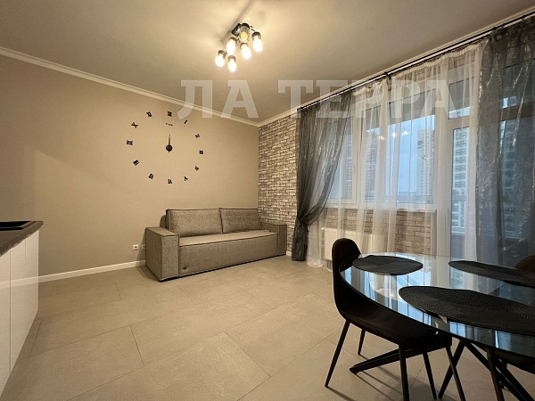 Снять 1-к квартиру, 42 кв.м., Красногорск, Липовой Рощи ул, 6к2 (№74316)