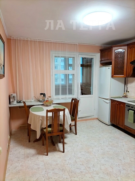 Снять 2-к квартиру, 64 кв.м., Реутов, Победы ул, 22к1 (№74584)