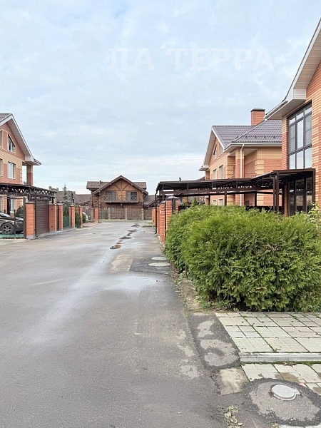 Таунхаус, 180 кв.м., село Былово, -, 222/4 (№74320)