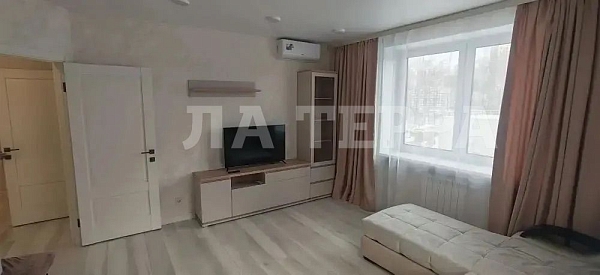 Снять 2-к квартиру, 51 кв.м., Москва, Сосенское, Василия Ощепкова, 6 (№74444)