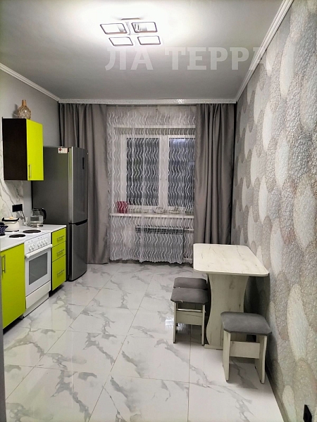 Снять 2-к квартиру, 54 кв.м., Мисайлово, Литературный б-р, 2 (№74469)