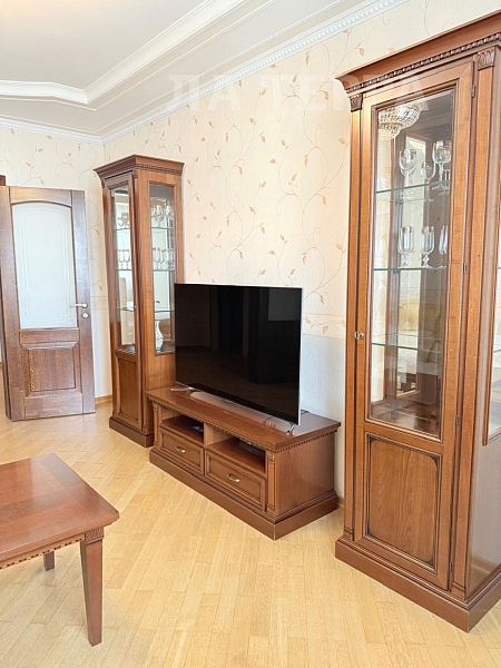 Снять 3-к квартиру, 73 кв.м., Москва, Грина ул, 40 (№74285)