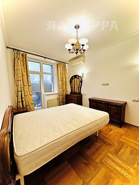 Снять 2-к квартиру, 76 кв.м., Москва, Крылатское, Крылатские Холмы ул, 28 (№74353)