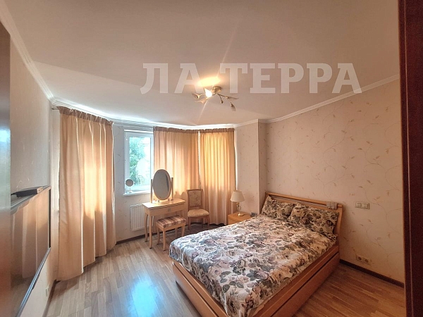 Таунхаус, 200 кв.м., Красногорск, 17 кв-л, 4к6 (№74242) Таунхаус, 200 кв.м., Красногорск, 17 кв-л, 4к6 (№74242)