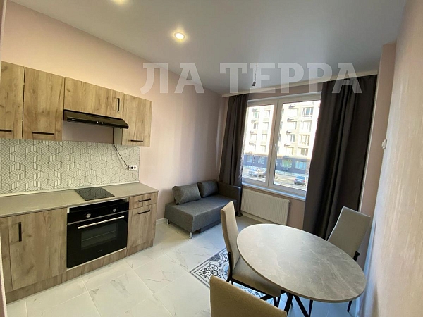 Снять 1-к квартиру, 34 кв.м., Опалиха, Серебрянный бульвар, 1 (№74570)