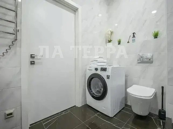 Квартира по адресу: Москва, Пресненский, 1-й Красногвардейский проезд, 22стр1, общая площадь 50.3 (№74480)