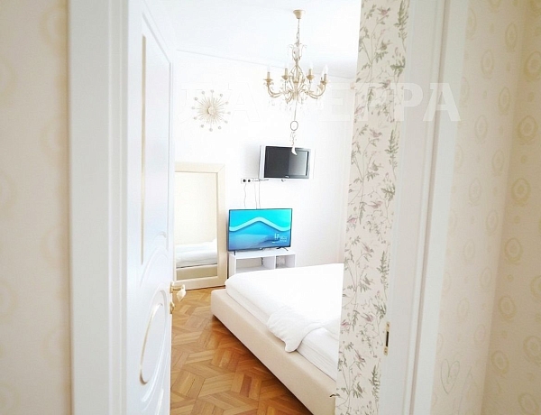 Квартира по адресу: Москва, Можайское ш, 2, общая площадь 236.2 (№74530)