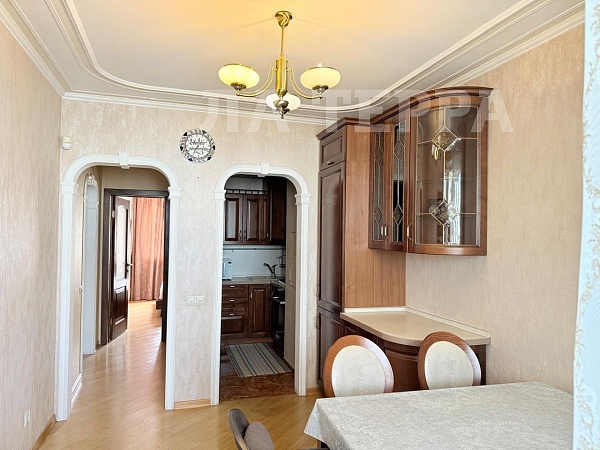 Снять 3-к квартиру, 73 кв.м., Москва, Грина ул, 40 (№74285)