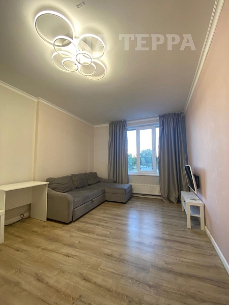 Снять 1-к квартиру, 41 кв.м., Раздоры, Липовой Рощи ул, 1к2 (№74270) Снять 1-к квартиру, 41 кв.м., Раздоры, Липовой Рощи ул, 1к2 (№74270)
