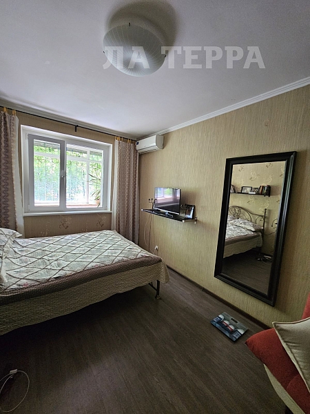 Квартира по адресу: Москва, Строгино, Строгинский б-р, 4к1, общая площадь 65.3 (№74459)