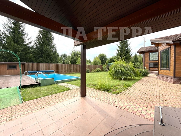 Дом, 637 кв.м., Новораково, 8 (№74556)