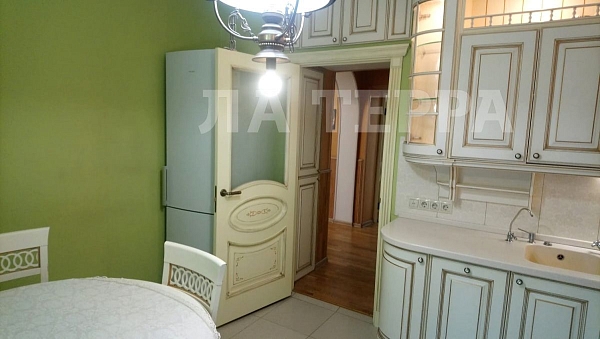 Снять 3-к квартиру, 87 кв.м., Москва, Ломоносовский, Крупской ул, 3 Снять 3-к квартиру, 87 кв.м., Москва, Ломоносовский, Крупской ул, 3