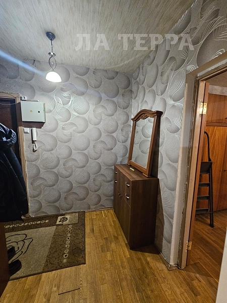 Снять 1-к квартиру, 37 кв.м., Москва, Ивана Сусанина ул, 6к4 (№74360)