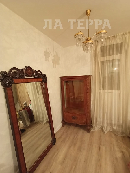 Снять Студия, 27 кв.м., Новоивановское рп, Эйнштейна б-р, 2 (№74217) Снять Студия, 27 кв.м., Новоивановское рп, Эйнштейна б-р, 2 (№74217)