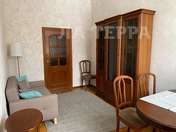 Снять 2-к квартиру, 53 кв.м., Москва, Хамовники, Саввинская наб, 3 (№74391)