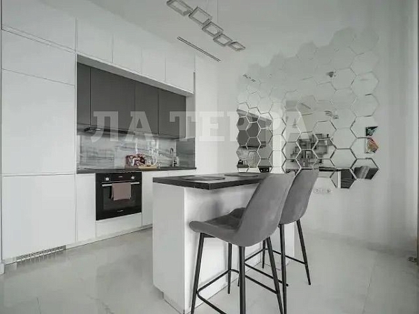 Квартира по адресу: Москва, Пресненский, 1-й Красногвардейский проезд, 22стр1, общая площадь 50.3 (№74480)