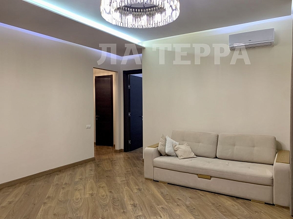 Снять 1-к квартиру, 57 кв.м., Заречье рп, Медовая ул, 4 (№74467)