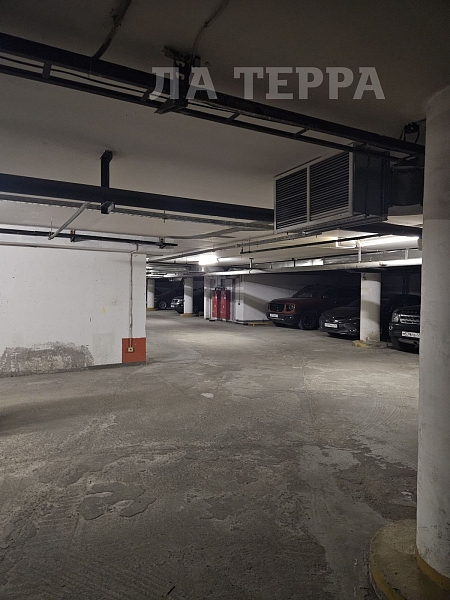 Машиноместо, Москва, Строгино, Твардовского ул, 14к1 (№74298)