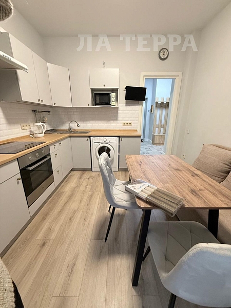 Снять 1-к квартиру, 41 кв.м., Москва, Сосенское, Липовый парк, 7 (№74380)