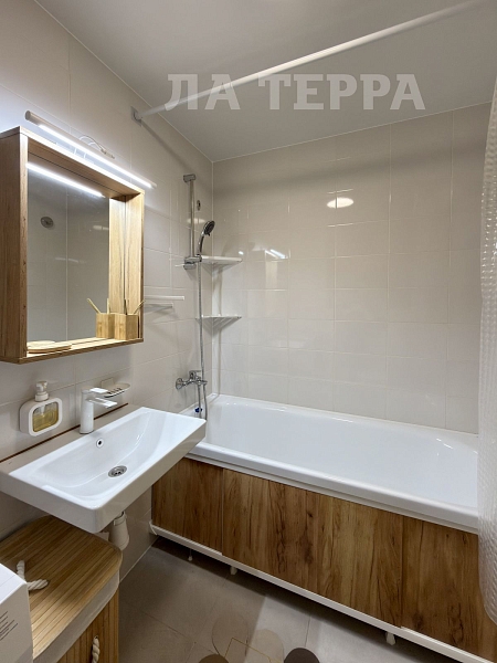 Снять 2-к квартиру, 55 кв.м., Москва, Салтыковская ул, 6/1к7 (№74314)