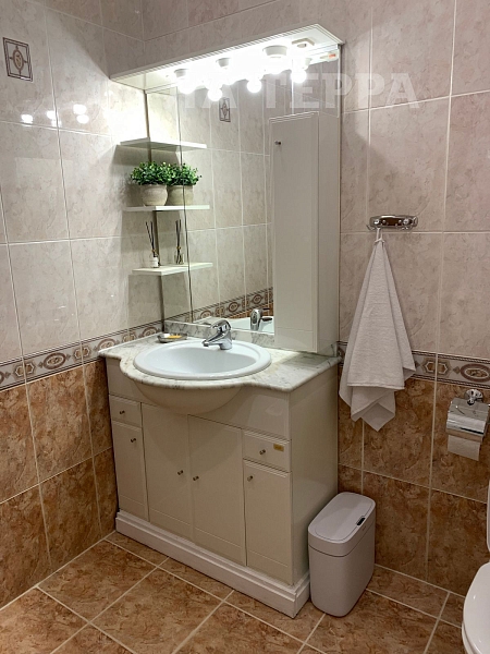 Снять 2-к квартиру, 53 кв.м., Москва, Хамовники, Саввинская наб, 3 (№74391)