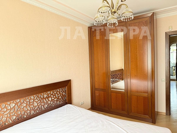 Снять 3-к квартиру, 73 кв.м., Москва, Грина ул, 40 (№74368)