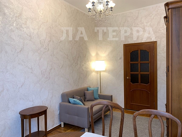 Снять 2-к квартиру, 53 кв.м., Москва, Хамовники, Саввинская наб, 3 (№74391)