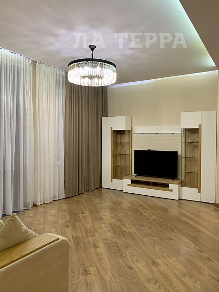 Снять 1-к квартиру, 57 кв.м., Заречье рп, Медовая ул, 4 (№74467)