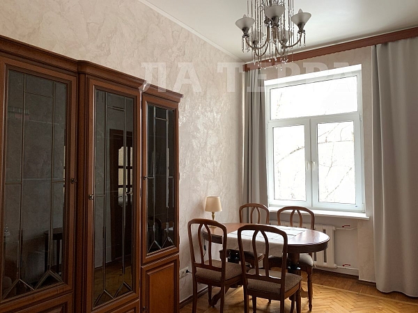 Снять 2-к квартиру, 53 кв.м., Москва, Хамовники, Саввинская наб, 3 (№74391)