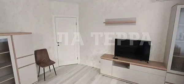 Снять 2-к квартиру, 51 кв.м., Москва, Сосенское, Василия Ощепкова, 6 (№74444)