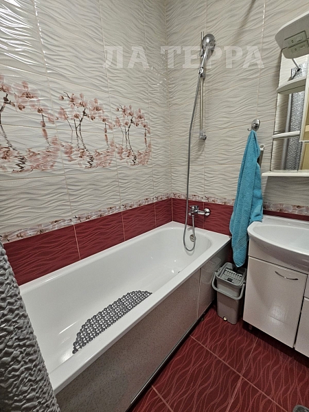 Снять 1-к квартиру, 38 кв.м., Красногорск, Космонавтов б-р, 13 (№74442)