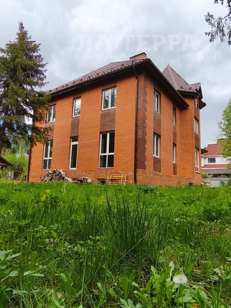 Дом, 288 кв.м., Московская область, Одинцовский р-н Дом, 288 кв.м., Московская область, Одинцовский р-н