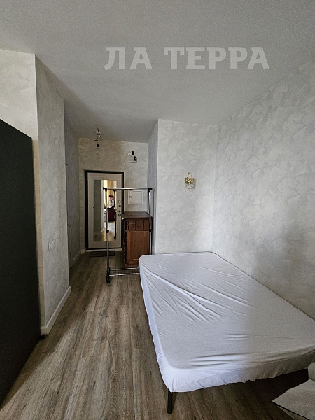 Снять Студия, 27 кв.м., Новоивановское рп, Эйнштейна б-р, 2 (№74217) Снять Студия, 27 кв.м., Новоивановское рп, Эйнштейна б-р, 2 (№74217)