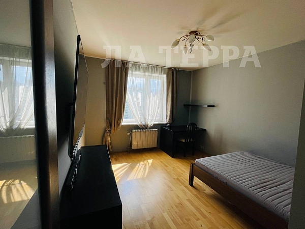 Квартира по адресу: Красногорск, Красногорский б-р, 17, общая площадь 94.7 (№74424)