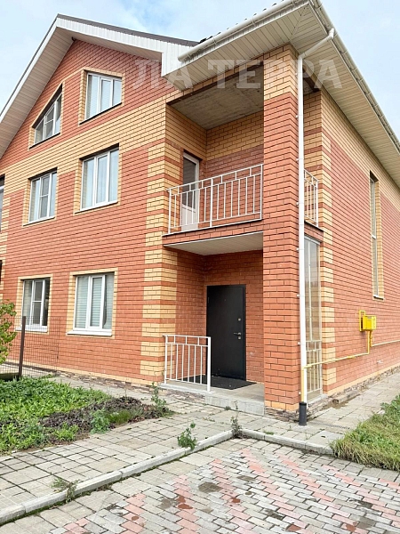 Таунхаус, 180 кв.м., село Былово, -, 222/4 (№74320)