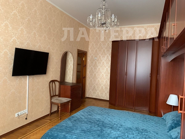 Снять 2-к квартиру, 53 кв.м., Москва, Хамовники, Саввинская наб, 3 (№74525)