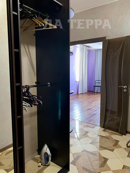 Снять 1-к квартиру, 40 кв.м., Москва, Сходненская ул, 6 корп. 1 (№74551)