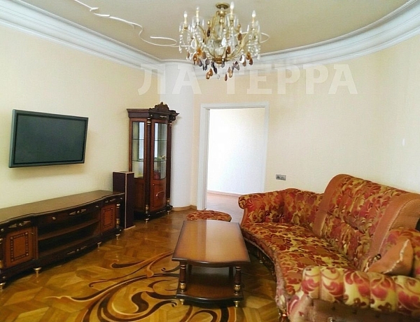 Квартира по адресу: Москва, Можайское ш, 2, общая площадь 236.2 (№74530)
