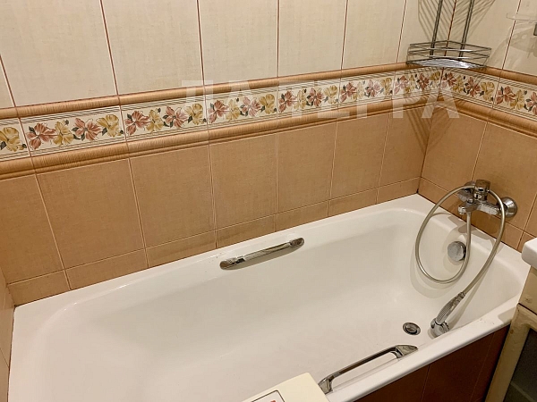 Снять 2-к квартиру, 55 кв.м., Москва, Арбат, Новый Арбат ул, 22 (№74468)