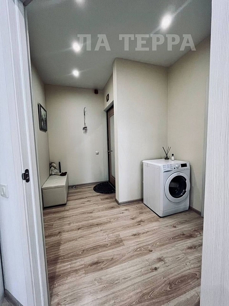Квартира по адресу: г Красногорск, Игоря Мерлушкина ул, 12, общая площадь 42.7 (№74500)