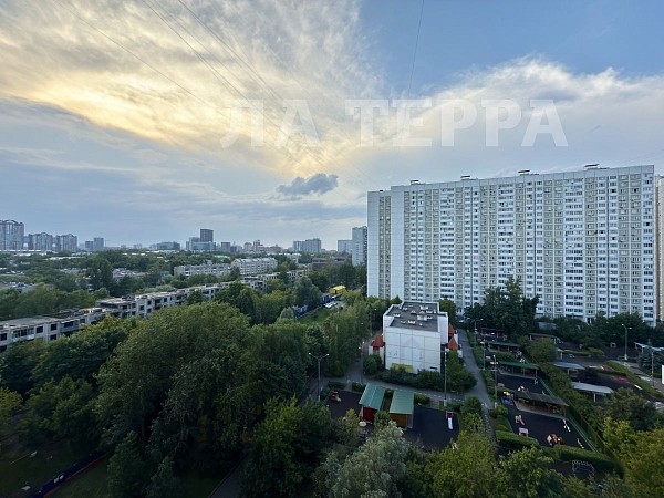 Снять 2-к квартиру, 59 кв.м., Москва, Фили-Давыдково, Кременчугская ул, 5к3 (№74230) Снять 2-к квартиру, 59 кв.м., Москва, Фили-Давыдково, Кременчугская ул, 5к3 (№74230)