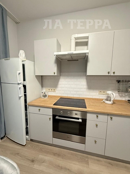 Снять 1-к квартиру, 41 кв.м., Москва, Сосенское, Липовый парк, 7 (№74306)