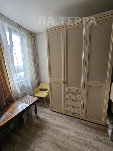 Снять Студия, 27 кв.м., Новоивановское рп, Эйнштейна б-р, 2 (№74217) Снять Студия, 27 кв.м., Новоивановское рп, Эйнштейна б-р, 2 (№74217)