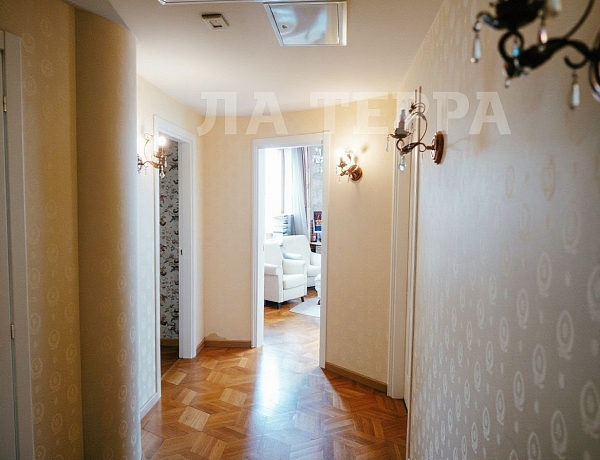 Квартира по адресу: Москва, Можайское ш, 2, общая площадь 236.2 (№74530)