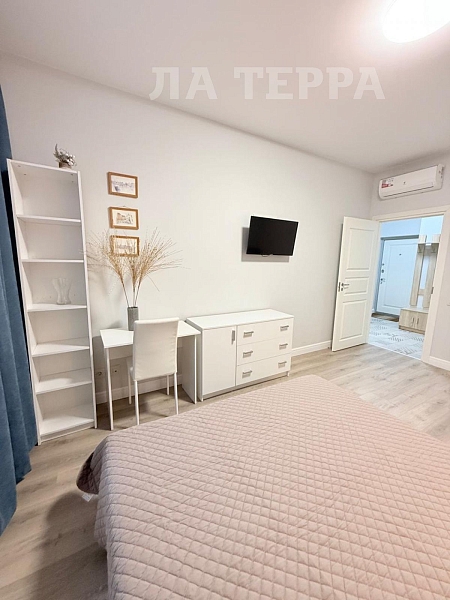 Снять 1-к квартиру, 41 кв.м., Москва, Сосенское, Липовый парк, 7 (№74380)