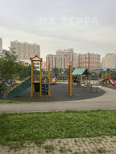 Квартира по адресу: Путилково, Сходненская ул, 29, общая площадь 74.4 (№74529)