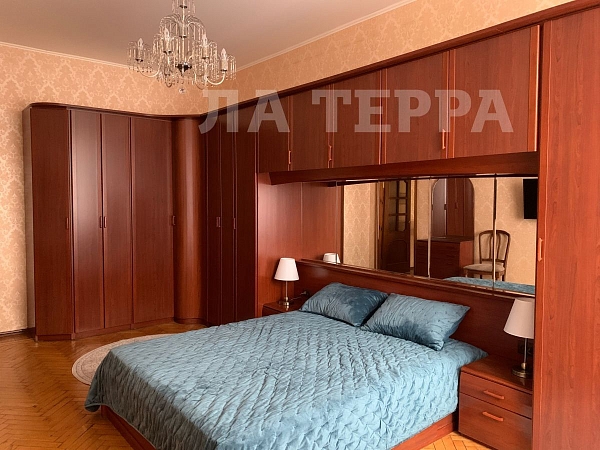 Снять 2-к квартиру, 53 кв.м., Москва, Хамовники, Саввинская наб, 3 (№74391)