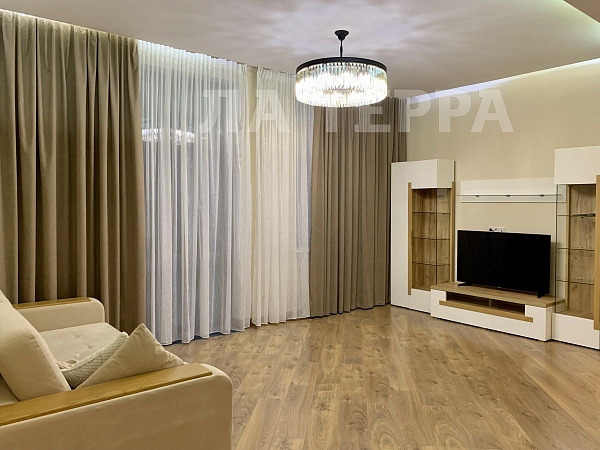 Снять 1-к квартиру, 57 кв.м., Заречье рп, Медовая ул, 4 (№73832)